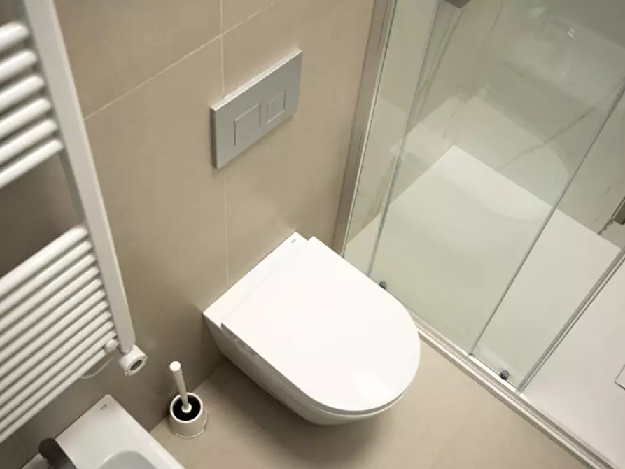 Immagine 23 di Appartamento in vendita  in Via Sangro 22 a Pescara