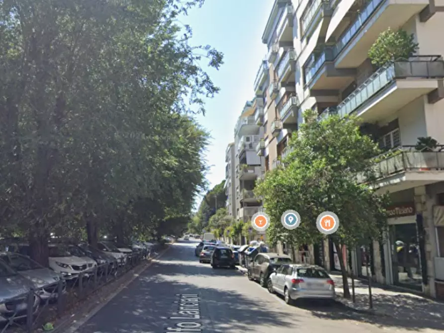Immagine 9 di Appartamento in vendita  in Via Rodolfo Lanciani a Roma