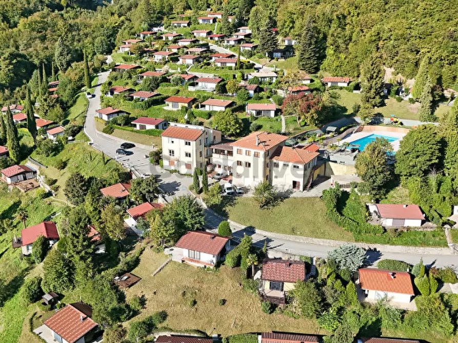 Immagine 23 di Casa indipendente in vendita  in Via don Bosco a Tignale