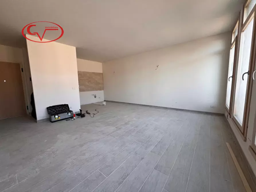 Immagine 15 di Appartamento in vendita  in via Pascoli a Montevarchi