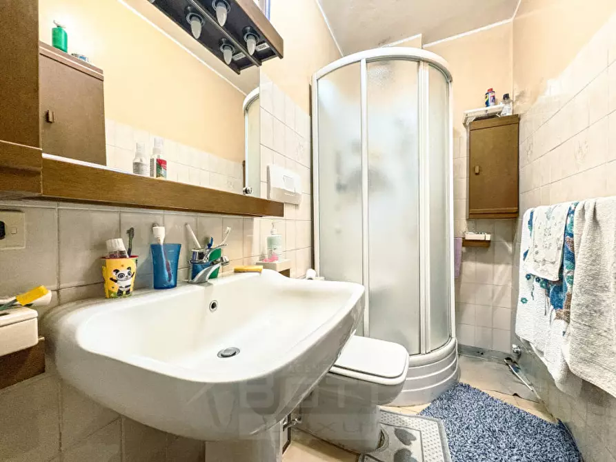 Immagine 9 di Villetta a schiera in vendita  in via  Mario Bertona 38 a Invorio