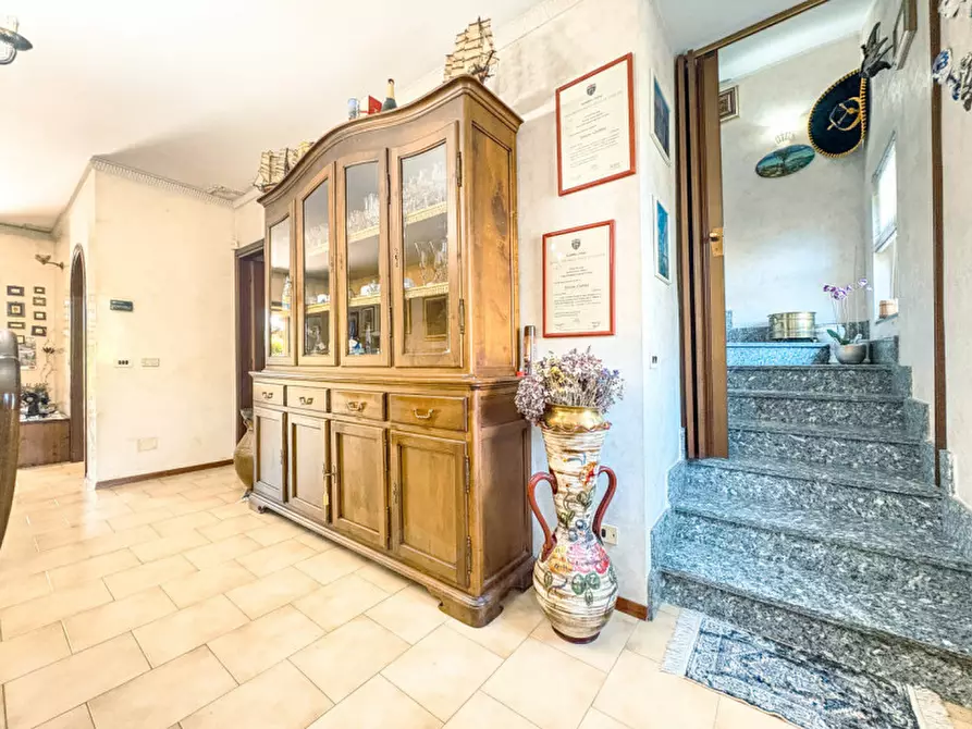 Immagine 12 di Villetta a schiera in vendita  in via  Mario Bertona 38 a Invorio