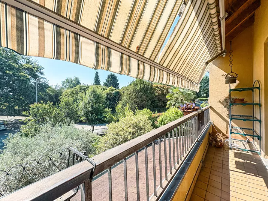 Immagine 16 di Villetta a schiera in vendita  in via  Mario Bertona 38 a Invorio