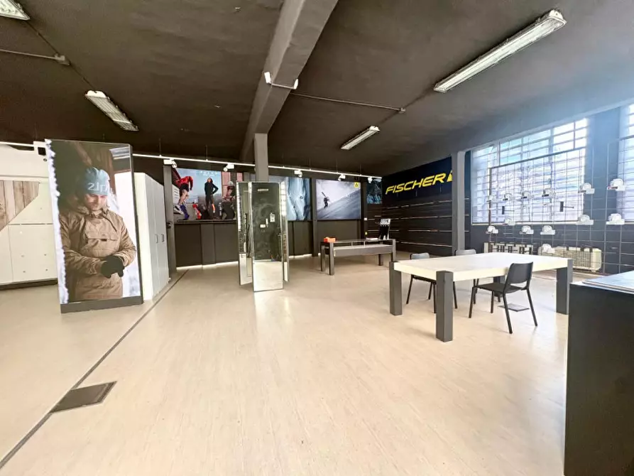 Immagine 4 di Negozio in affitto  in Corso Lecce 26/BIS a Torino