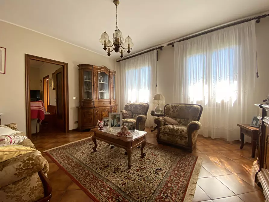 Immagine 2 di Casa indipendente in vendita  a Massanzago