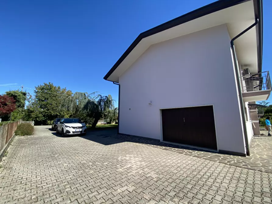 Immagine 47 di Casa indipendente in vendita  a Massanzago