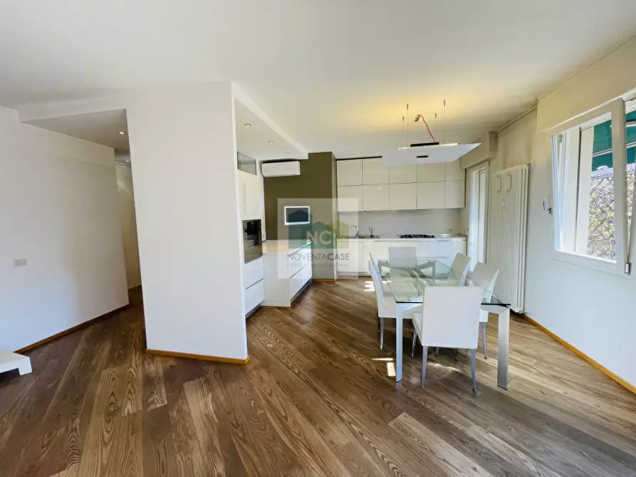 Immagine 5 di Appartamento in vendita  in via jacopo crescini 108 a Padova