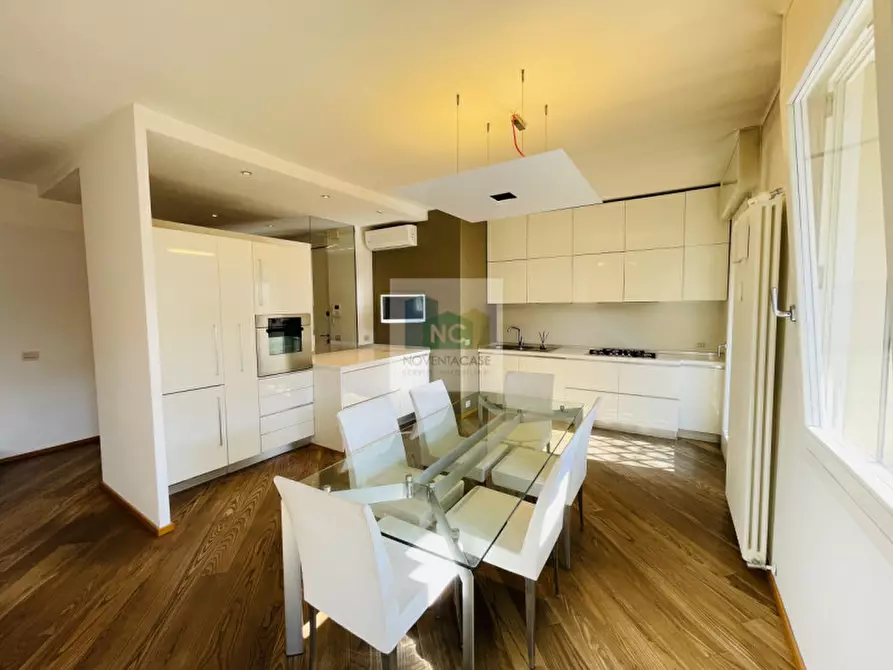 Immagine 7 di Appartamento in vendita  in via jacopo crescini 108 a Padova