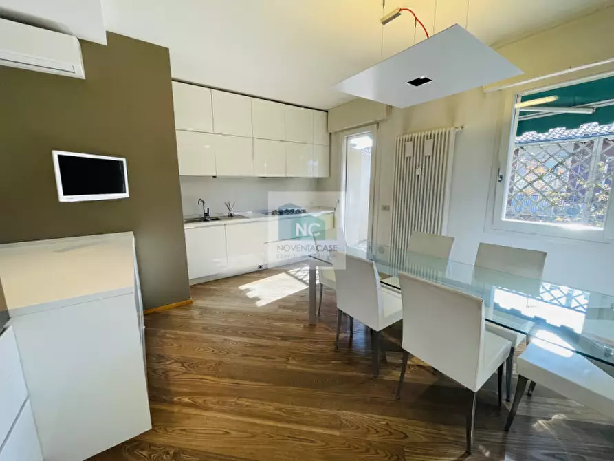 Immagine 12 di Appartamento in vendita  in via jacopo crescini 108 a Padova