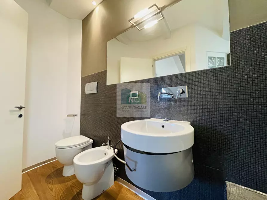 Immagine 42 di Appartamento in vendita  in via jacopo crescini 108 a Padova