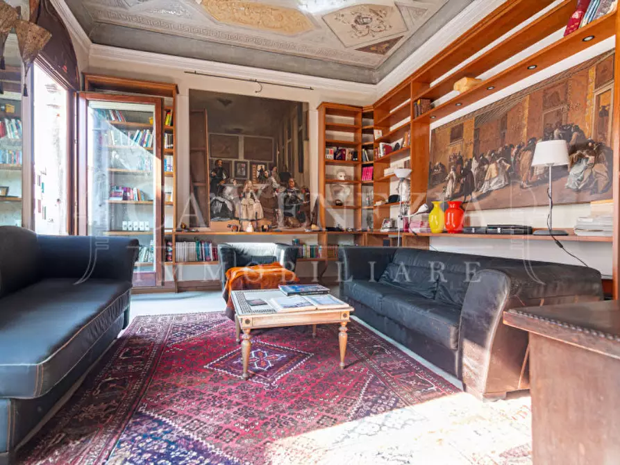 Immagine 1 di Appartamento in vendita  a Venezia