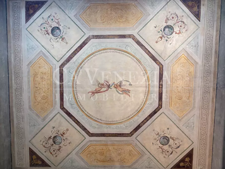 Immagine 3 di Appartamento in vendita  a Venezia