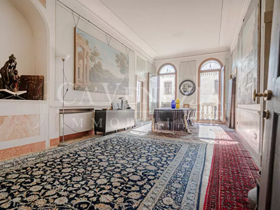 Immagine 6 di Appartamento in vendita  a Venezia