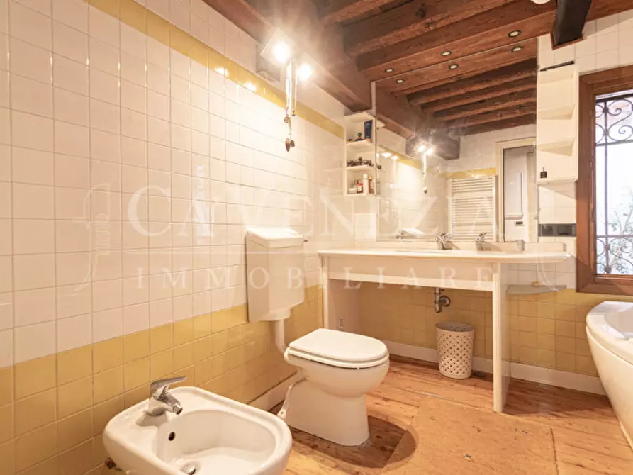 Immagine 20 di Appartamento in vendita  a Venezia