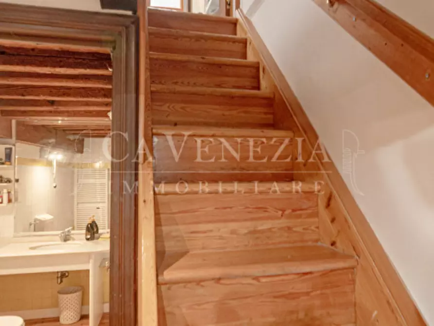 Immagine 22 di Appartamento in vendita  a Venezia