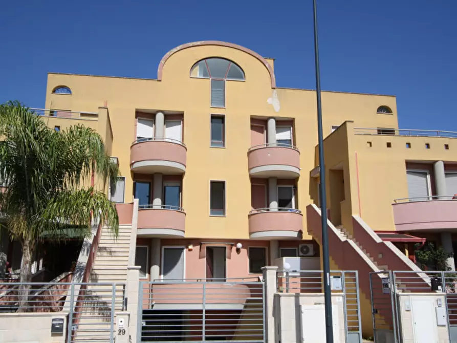 Immagine 1 di Appartamento in vendita  in Via Giovanni Paolo II a Parabita