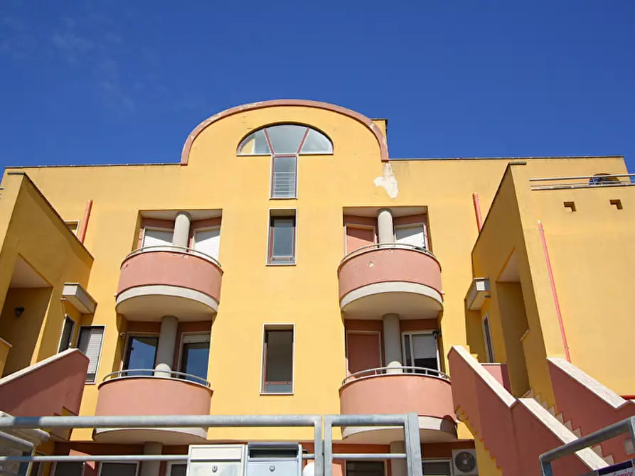 Immagine 5 di Appartamento in vendita  in Via Giovanni Paolo II a Parabita