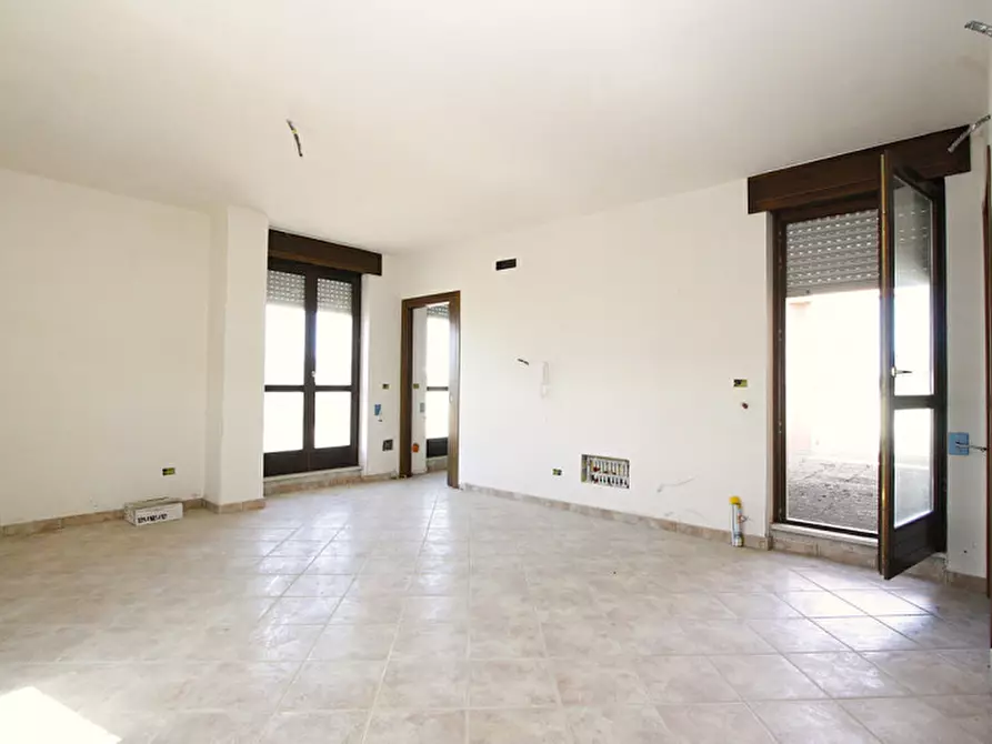 Immagine 12 di Appartamento in vendita  in Via Giovanni Paolo II a Parabita