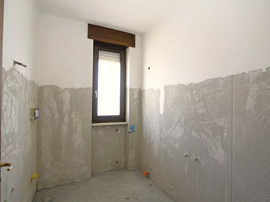 Immagine 20 di Appartamento in vendita  in Via Giovanni Paolo II a Parabita