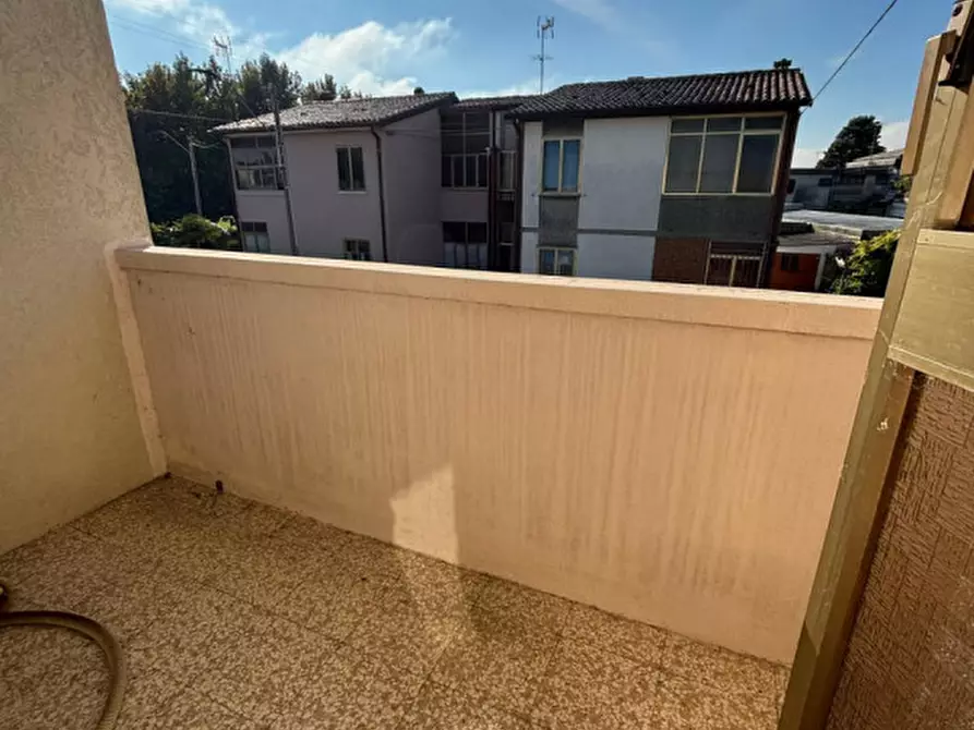 Immagine 12 di Villetta a schiera in vendita  a Lendinara