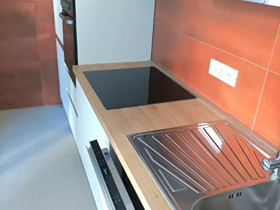 Immagine 8 di Appartamento in vendita  in Via Sangro 22 a Pescara