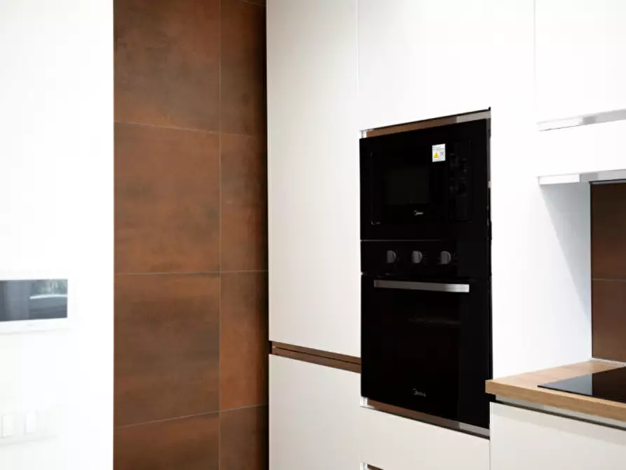 Immagine 11 di Appartamento in vendita  in Via Sangro 22 a Pescara