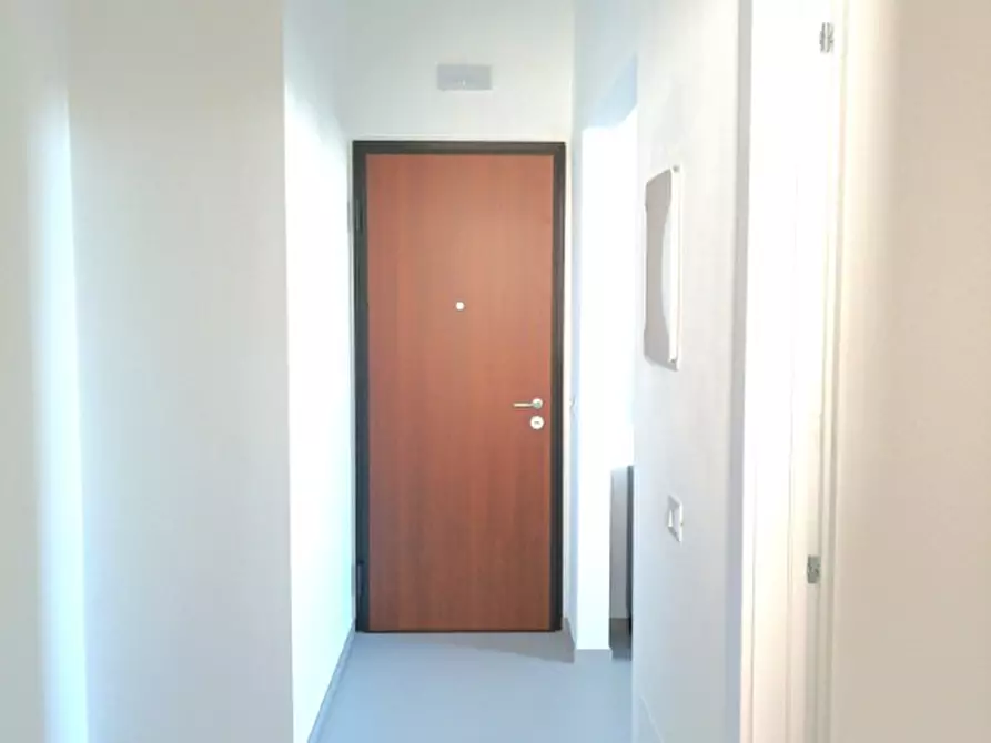 Immagine 19 di Appartamento in vendita  in Via Sangro 22 a Pescara