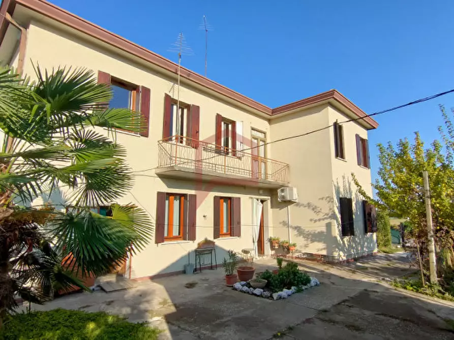 Immagine 1 di Casa indipendente in vendita  in Zelarino a Venezia