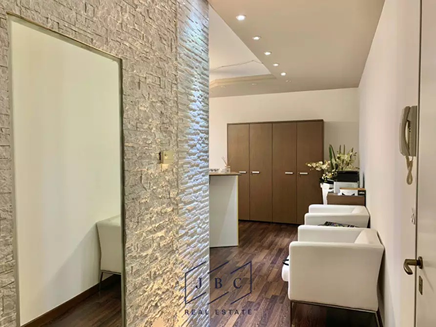 Immagine 2 di Appartamento in vendita  in Via Carlo Gozzi 11 a Jesolo