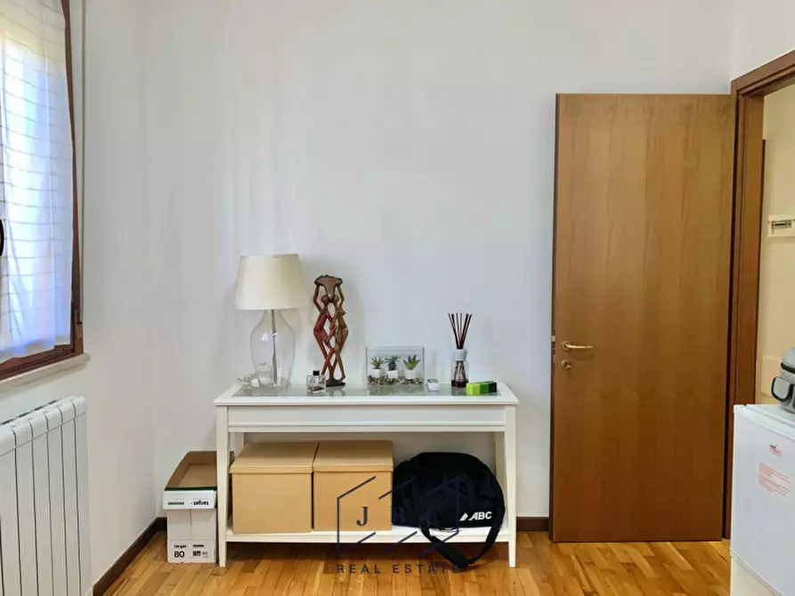 Immagine 23 di Appartamento in vendita  in Via Carlo Gozzi 11 a Jesolo