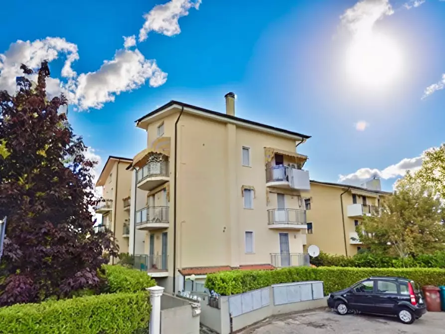 Immagine 25 di Appartamento in vendita  in Via Carlo Gozzi 11 a Jesolo