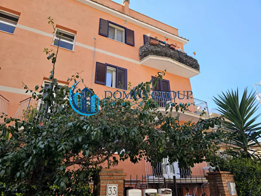 Immagine 2 di Appartamento in vendita  in Via Maretto a Roma