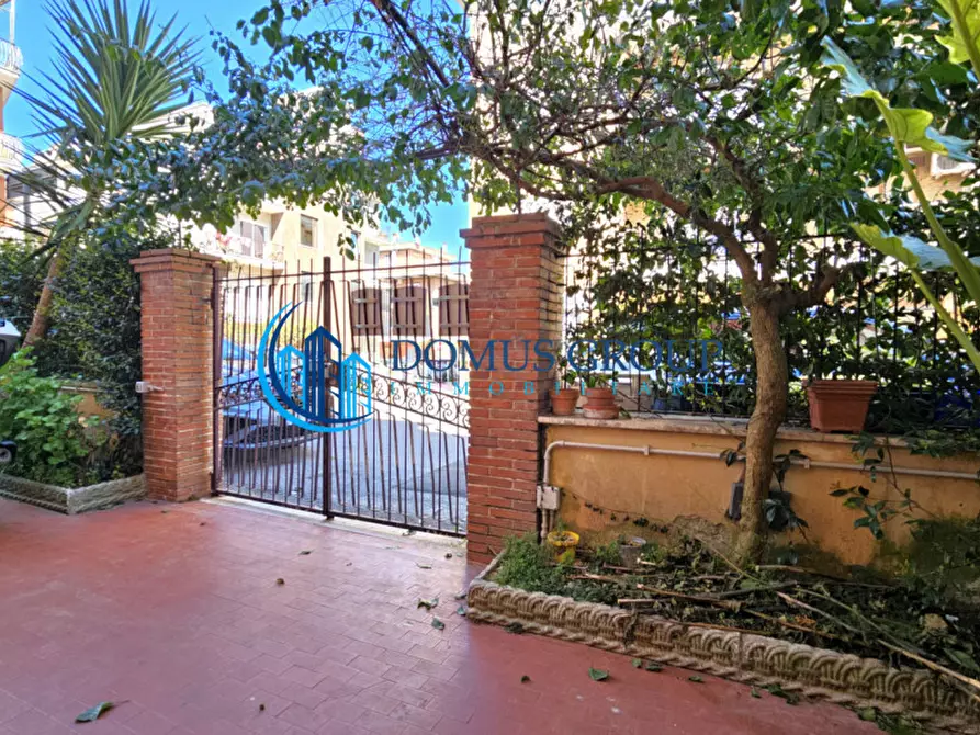 Immagine 55 di Appartamento in vendita  in Via Maretto a Roma