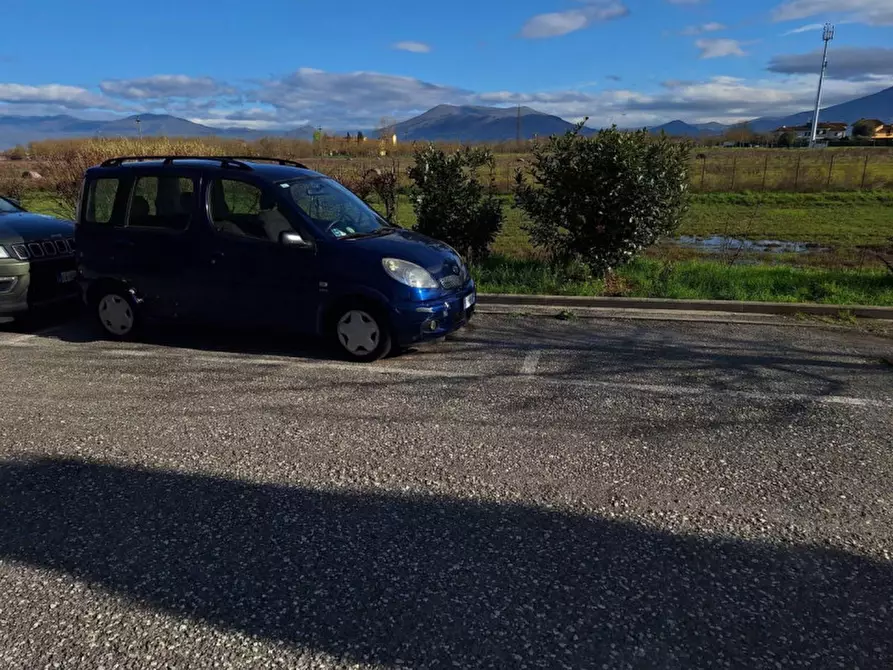 Immagine 4 di Posto auto in vendita  in La Madonnina - Via Guido Mamoli, N. snc a Campi Bisenzio