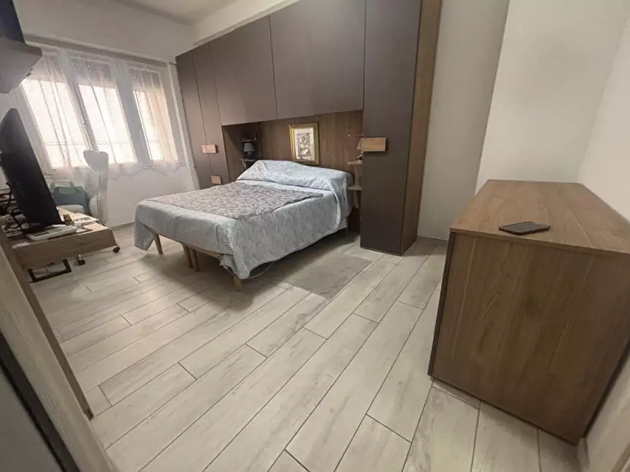 Immagine 2 di Appartamento in vendita  in Via Filippo Buonarroti a Imperia
