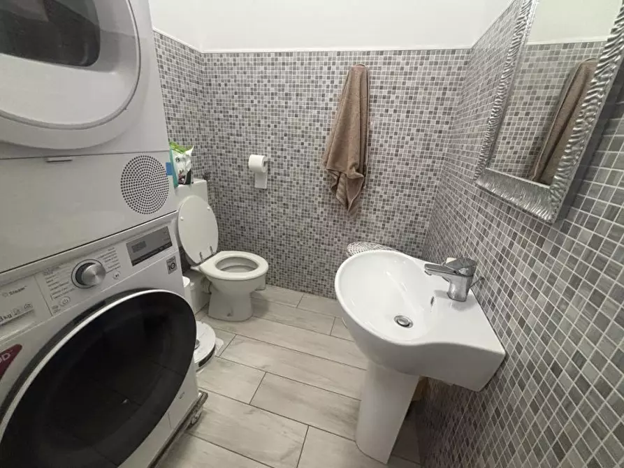 Immagine 3 di Appartamento in vendita  in Via Filippo Buonarroti a Imperia