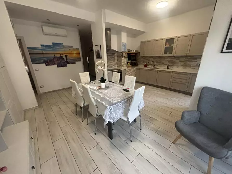 Immagine 11 di Appartamento in vendita  in Via Filippo Buonarroti a Imperia