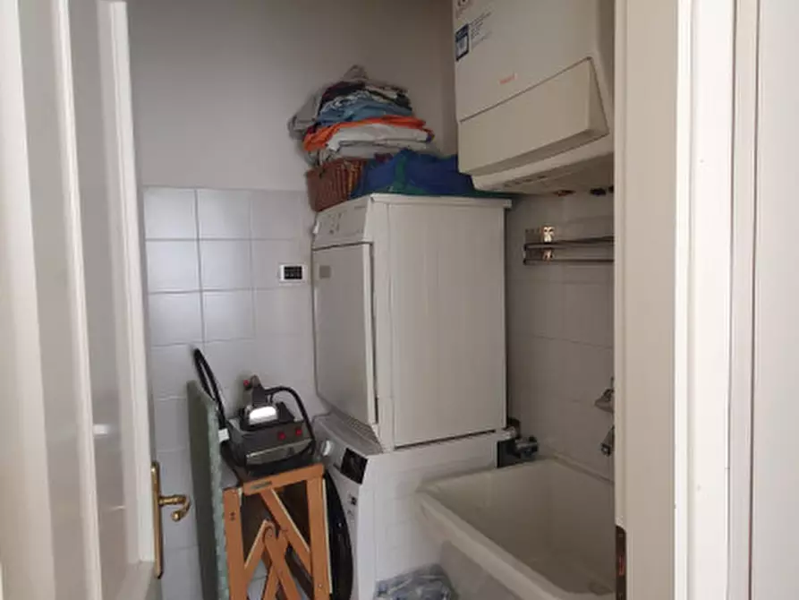 Immagine 7 di Appartamento in vendita  in Via IV Novembre 37 a Vicenza