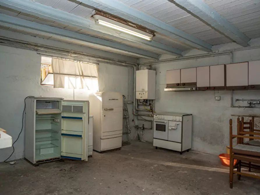 Immagine 19 di Villa in vendita  in Via delle Rose a Verona