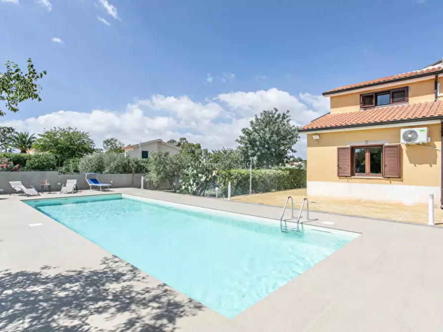 Immagine 3 di Casa indipendente in vendita  in Contrada Michelica a Modica