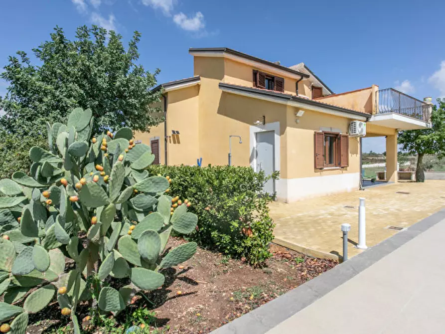 Immagine 43 di Casa indipendente in vendita  in Contrada Michelica a Modica