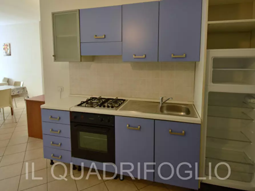 Immagine 2 di Appartamento in vendita  in Via Vesuvio a Cervia