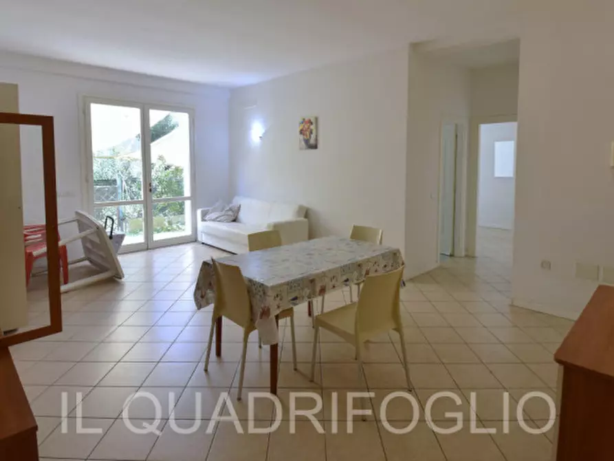 Immagine 4 di Appartamento in vendita  in Via Vesuvio a Cervia