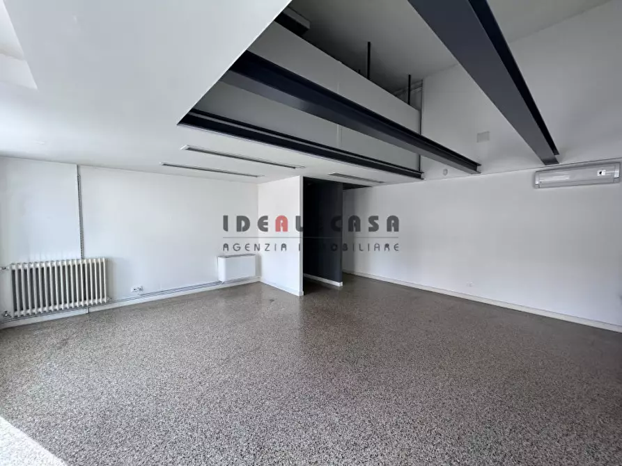 Immagine 4 di Negozio in affitto  in Via San Marco 127 a Padova