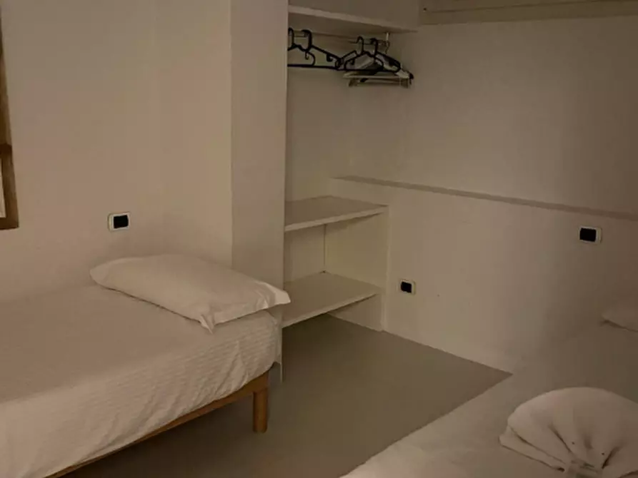 Immagine 7 di Appartamento in vendita  in VIA GHIBELLINA a Firenze