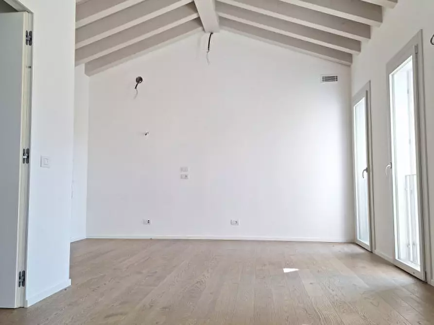 Immagine 4 di Appartamento in vendita  in Via Giuseppe Garibaldi a Spinea