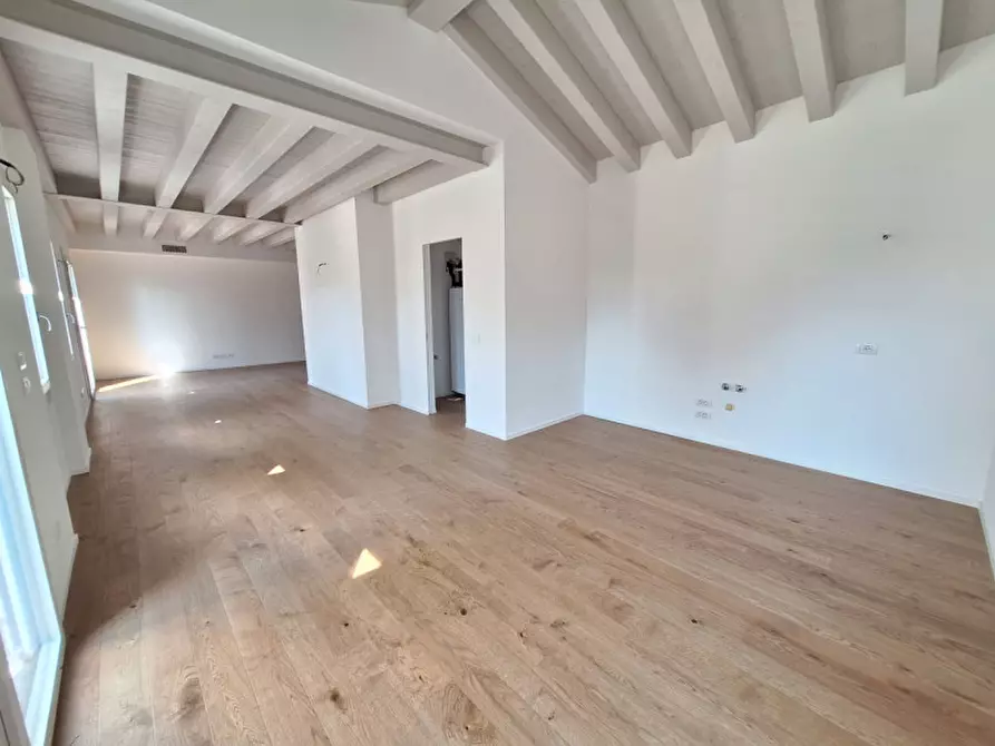 Immagine 5 di Appartamento in vendita  in Via Giuseppe Garibaldi a Spinea