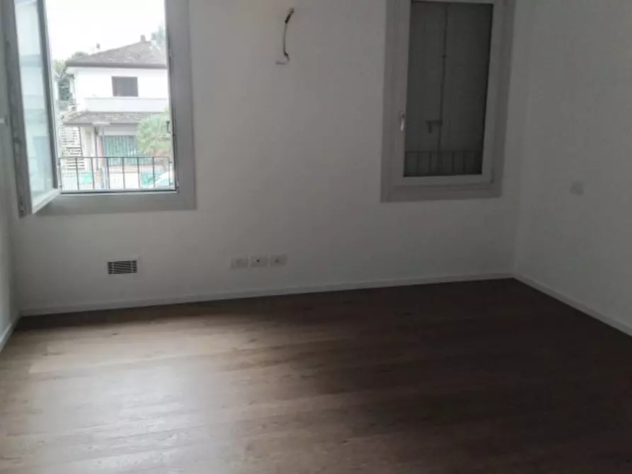 Immagine 5 di Appartamento in vendita  in Via Giuseppe Garibaldi a Spinea