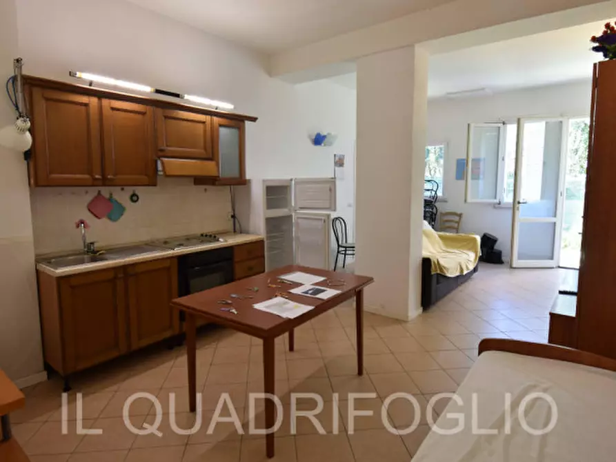 Immagine 3 di Appartamento in vendita  in Via Vesuvio a Cervia