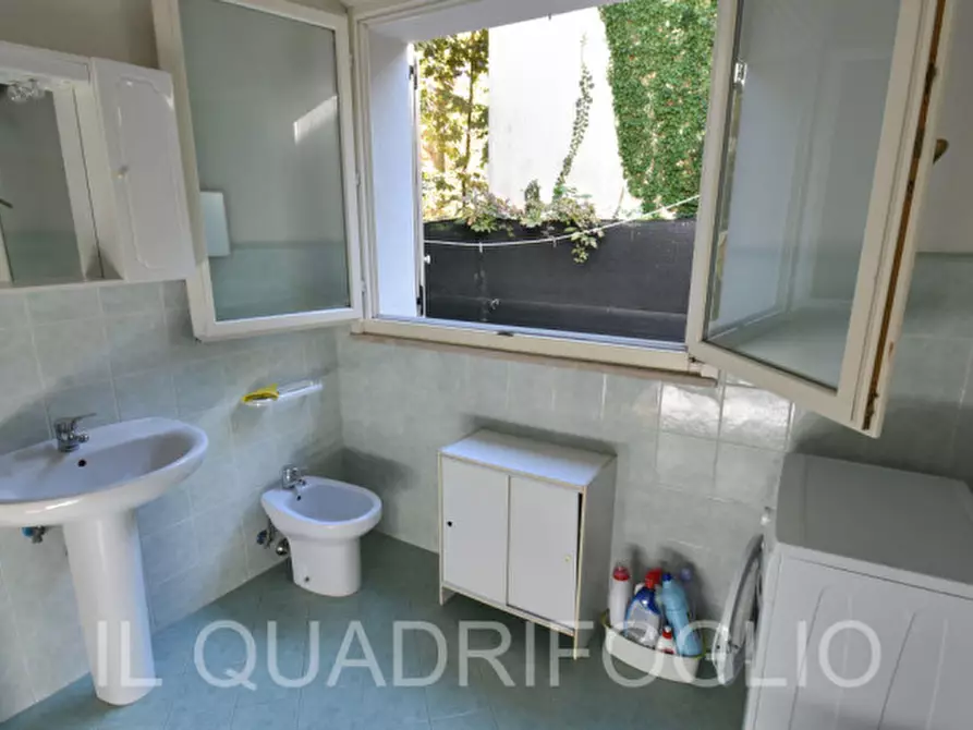 Immagine 9 di Appartamento in vendita  in Via Vesuvio a Cervia